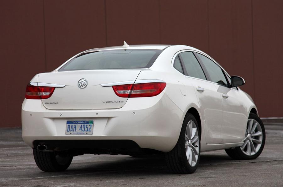  Buick Verano 2012 года  (фото 7 из 122)